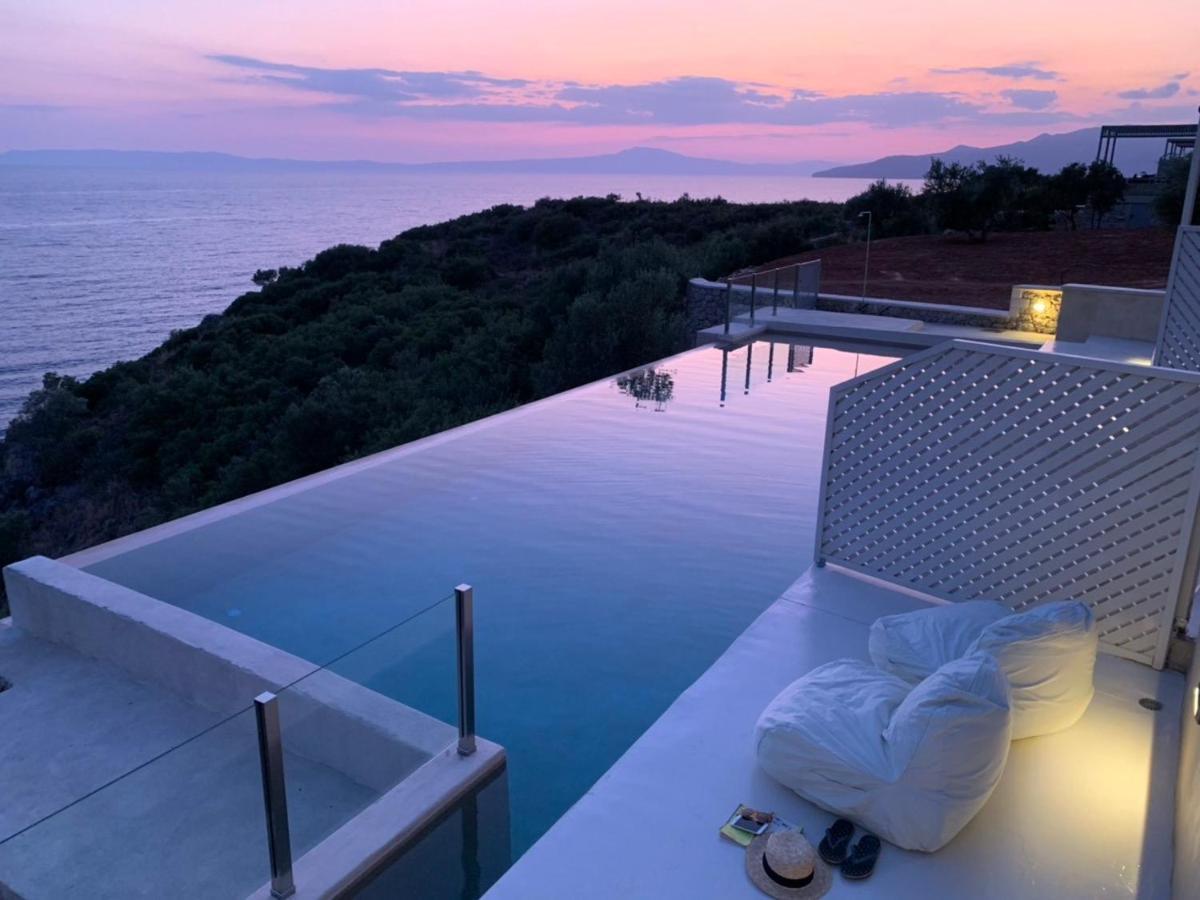 Villa Katikies Manis *